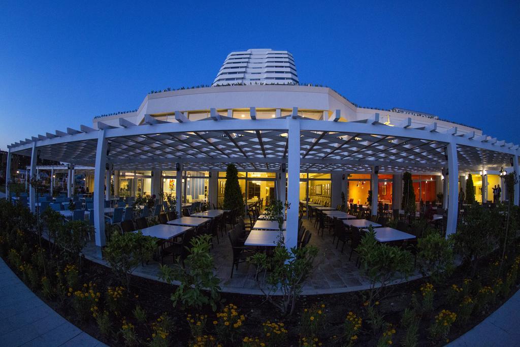 Palm Wings Ephesus Beach Resort Selçuk Exterior foto